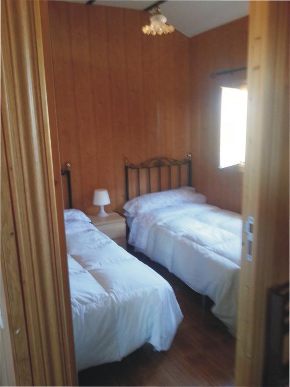 Bungalow Perotonar Ideal Para Familia Con Ninos لا بويبلا دي كازالا المظهر الخارجي الصورة